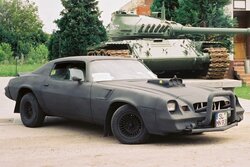 war-camaro-1973-second-gen-helge-meyer-01.jpg