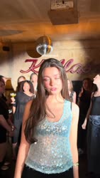 Darf man mit so vielen Cool Girls Song Promo machen？!🤭💗 #deutschpop #neuersong #eigenersong [xs6vmZl669I].webm