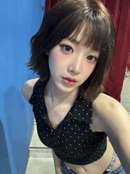 TripleS_Hotties-pcs44owzgf8h1.jpg