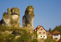 BY-Pottenstein-Alamy-AWDA5J_sRGB-1600x1121 (1).jpg