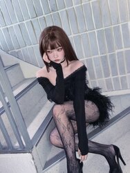Fukutomi.Tsuki.full.478692.jpg
