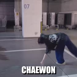 fff120eb3e9f4771.mp4