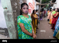 prostitute-sex-workers-wait-for-customers-tangail-brothel-APF3H8.jpg