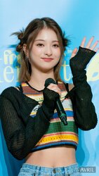 221009-fromis-9-Nagyung-documents-1.jpeg
