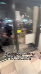 Somalit tunkeutuu mcdonaldsiin.mp4