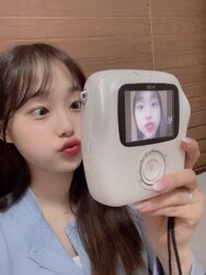 Chuu.full.257119.jpg