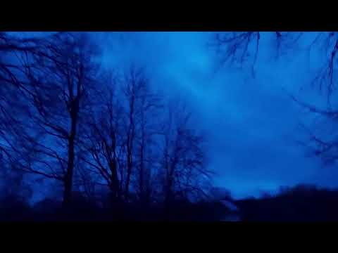 Snow Strippers - Under Your Spell (speed up)